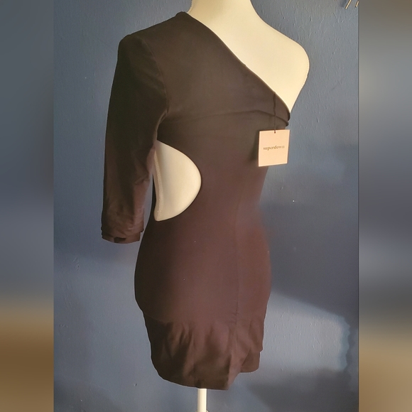 Superdown Katie cut out dress - Picture 5 of 5